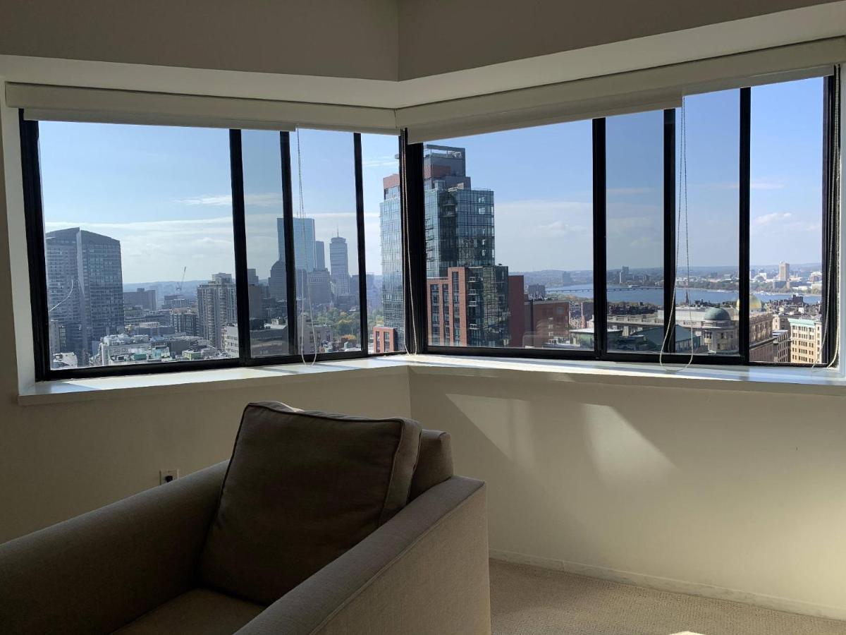 Bostons Financial District 30 Day