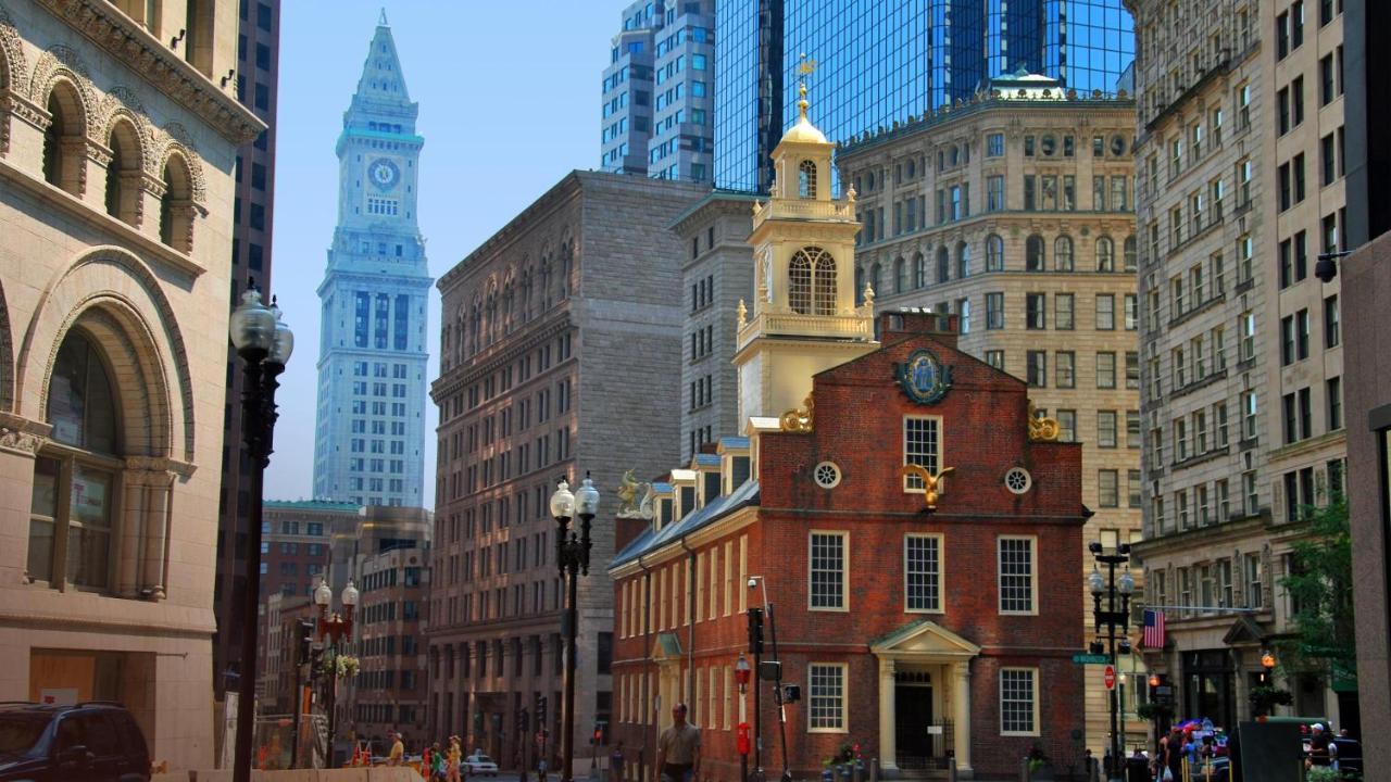 182 Bedrooms Near Fenway & Dowtown * Boston