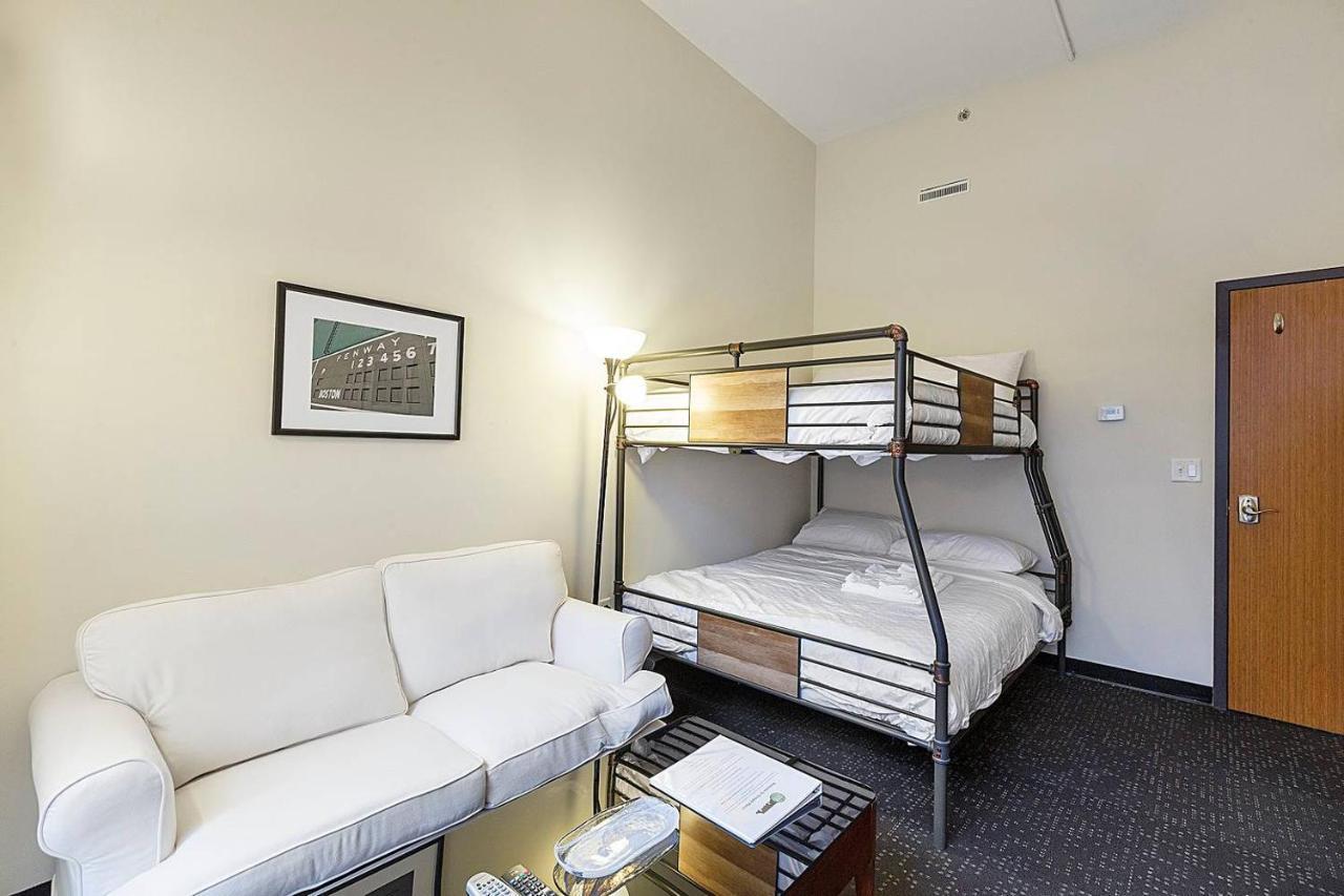 Studio Ready 4 Students & Traveling Professionals! 310 Apartment *