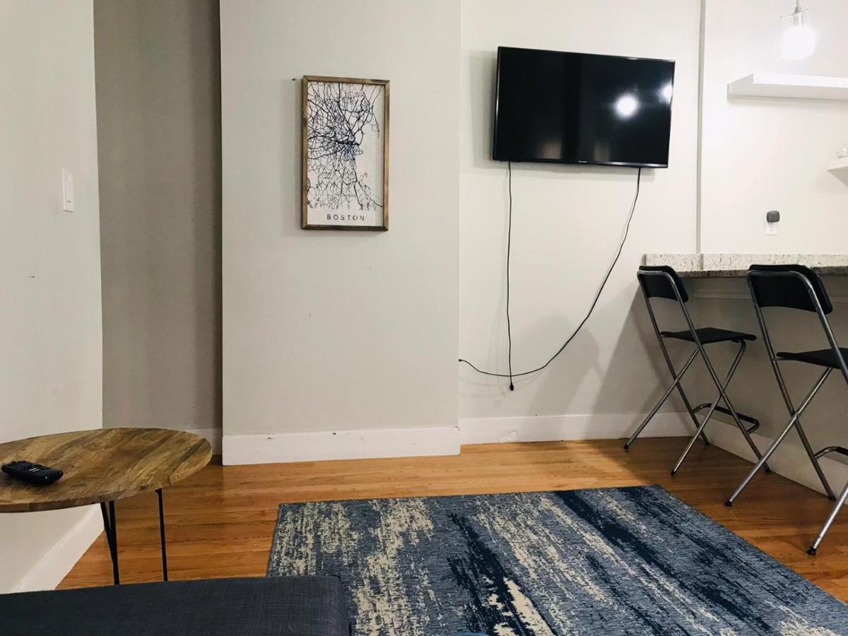 Apartment Renovated, 10 Min From The *