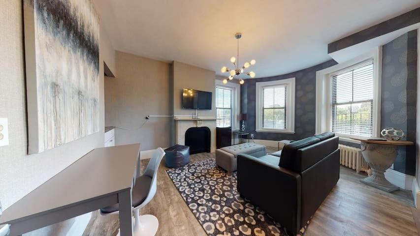 Apartment Perfect Studio, Sleeping Alcove, Be Ready For Return Of Travel! Boston