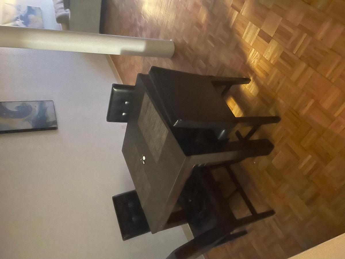 Waterside 30 Day Stays Apartment