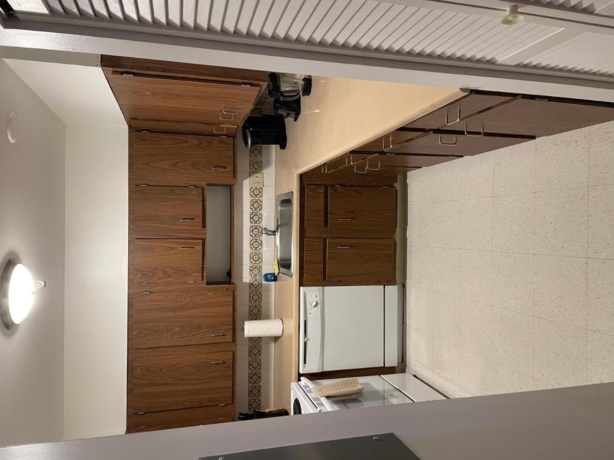 Waterside 30 Day Stays Apartment