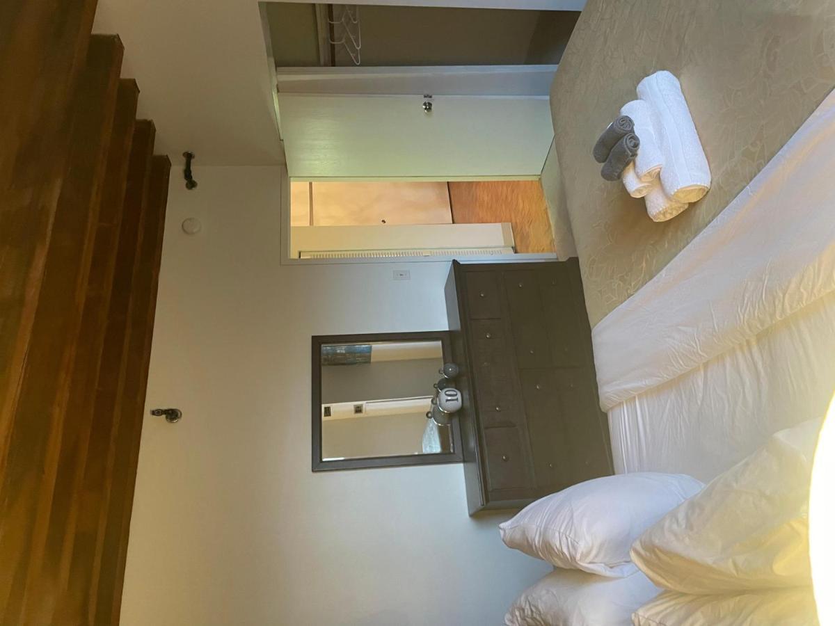 Waterside 30 Day Stays Apartment