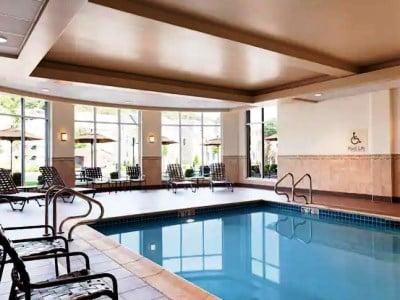 Hilton Garden Logan Airport Hotel 3*
