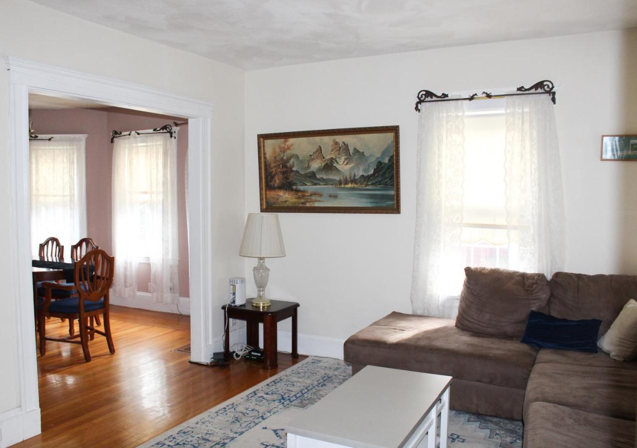 Holiday home The Naughton Guest House-close To Boston