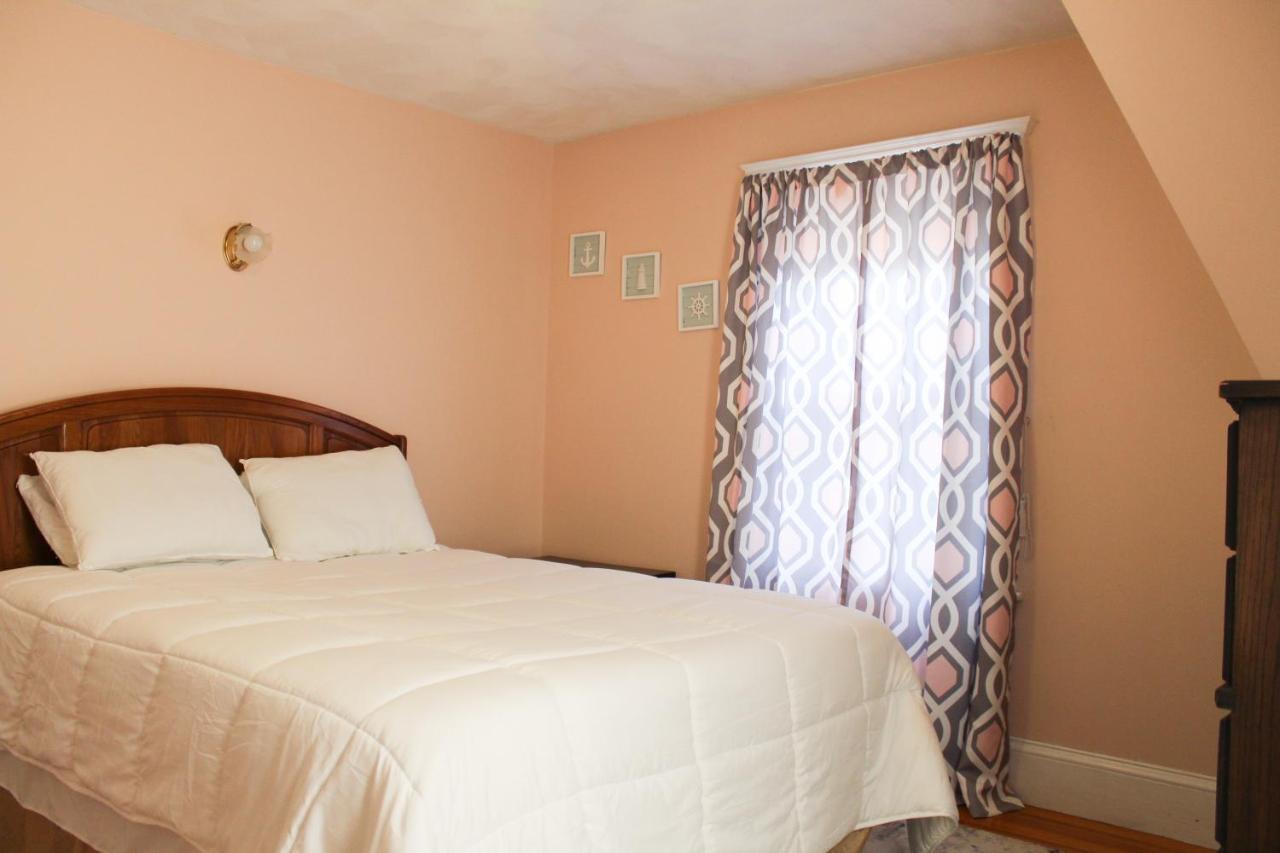 Holiday home The Naughton Guest House-close To Boston