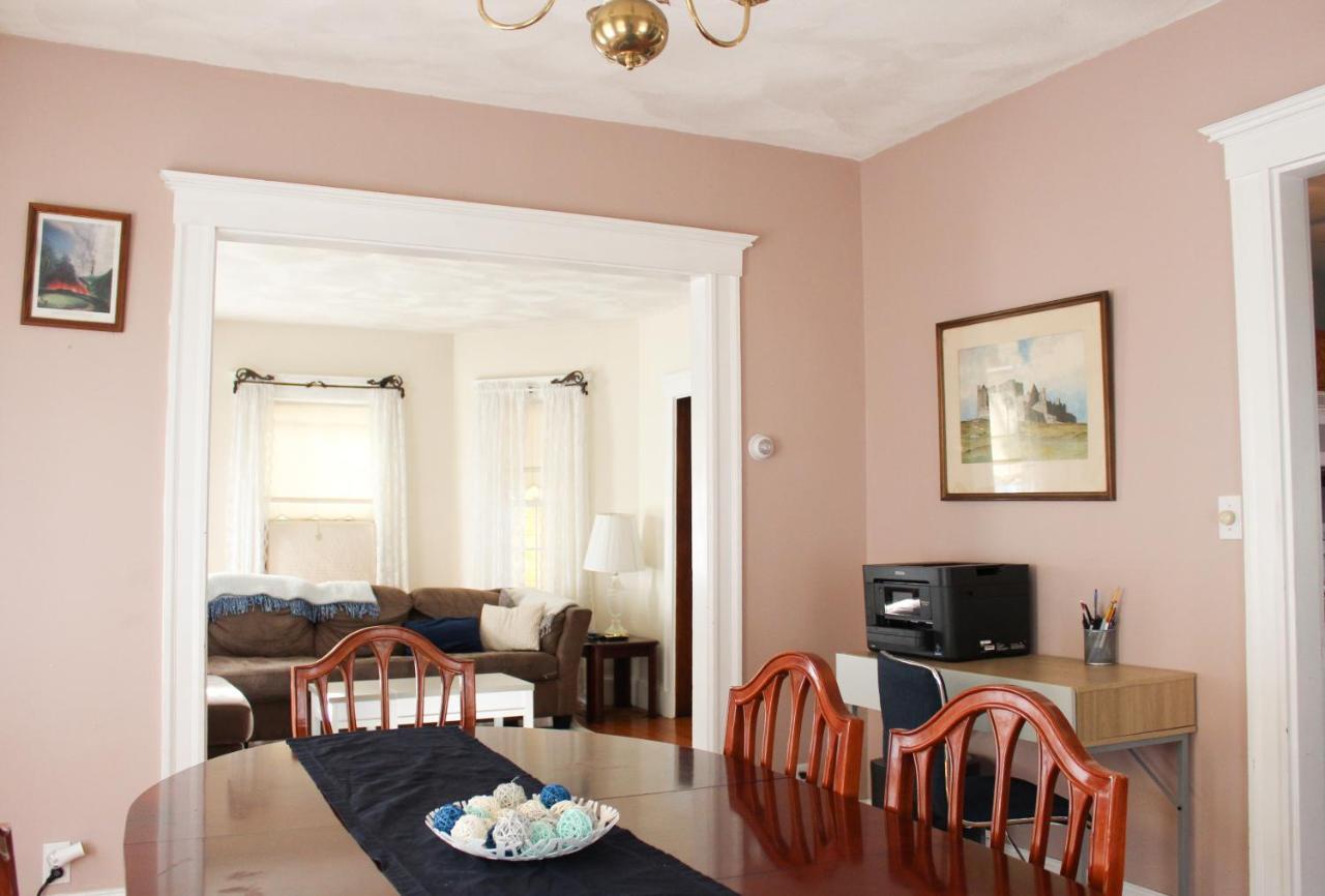 The Naughton Guest House-close To