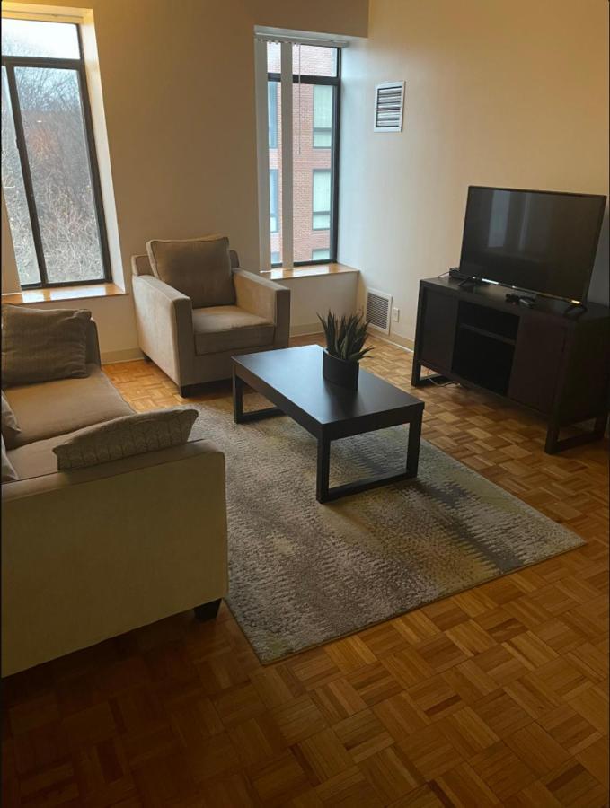 Waterside 30 Day Stays Apartment