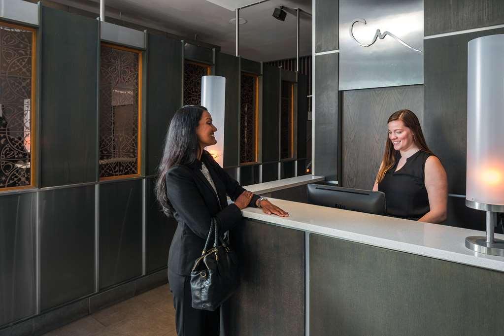 Charlesmark Hotel 3*
