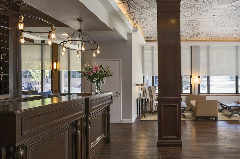 The Boxer 4* Boston