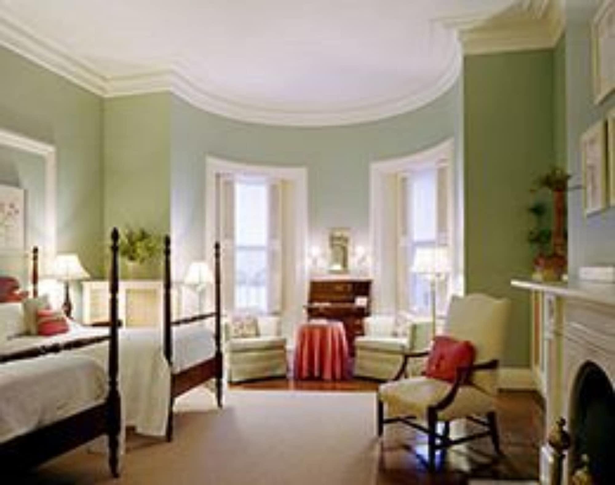 Bed & Breakfast The College Club Of Boston