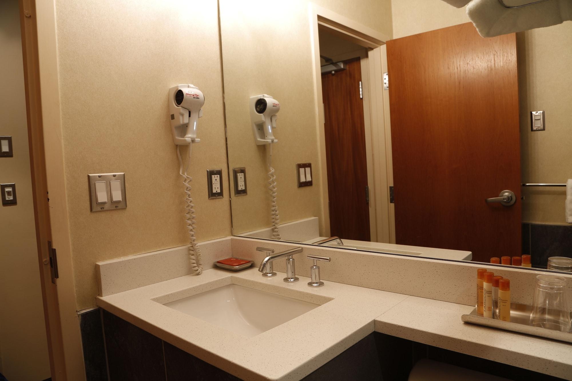 Hotel Harborside