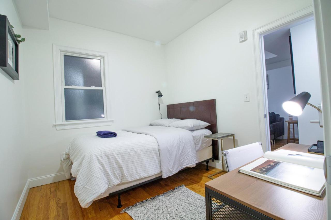 Apartment 3bd 1,5bth Spacious Apt In Mission Hill