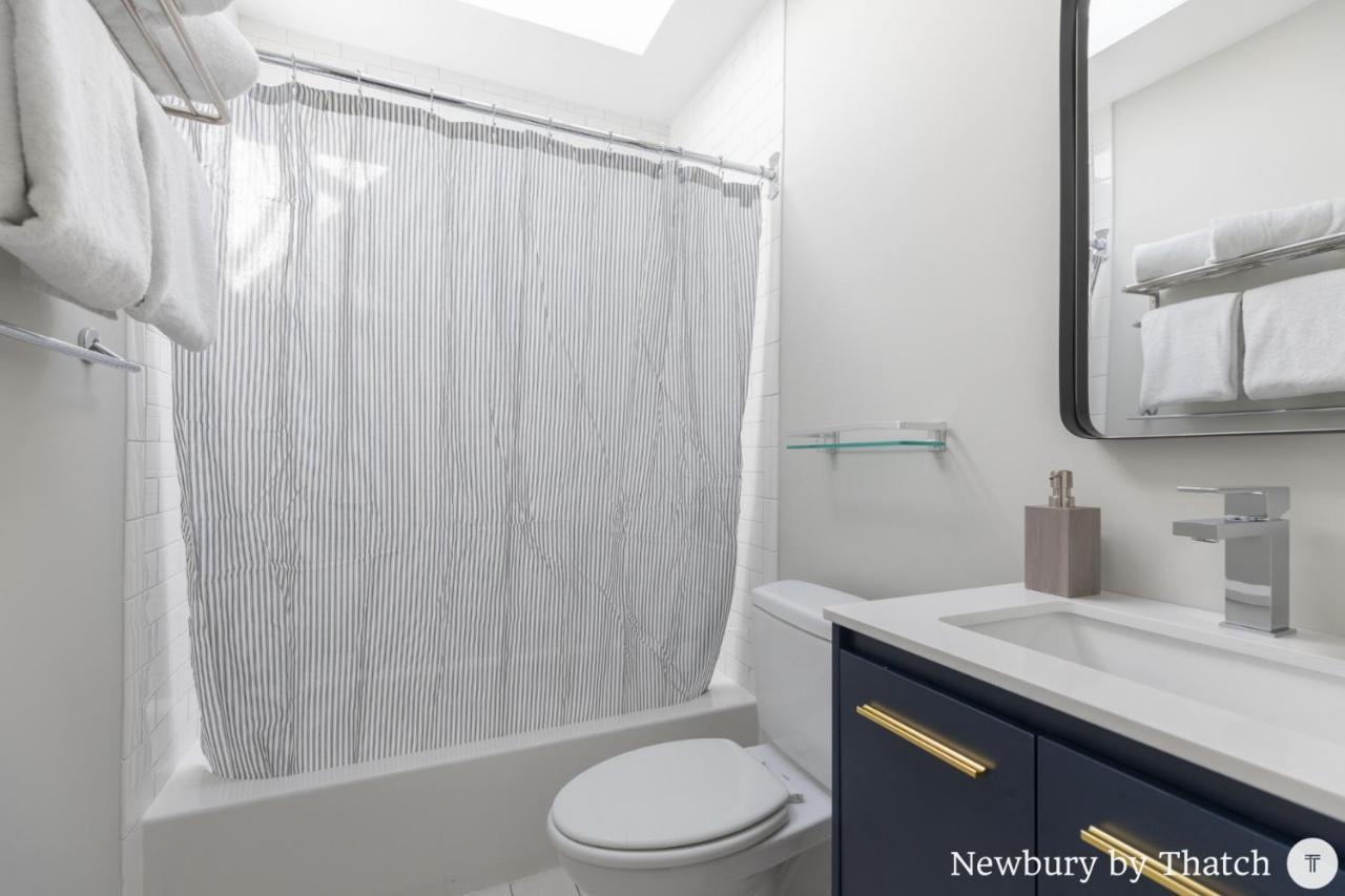304 Newbury Street By Thatch *