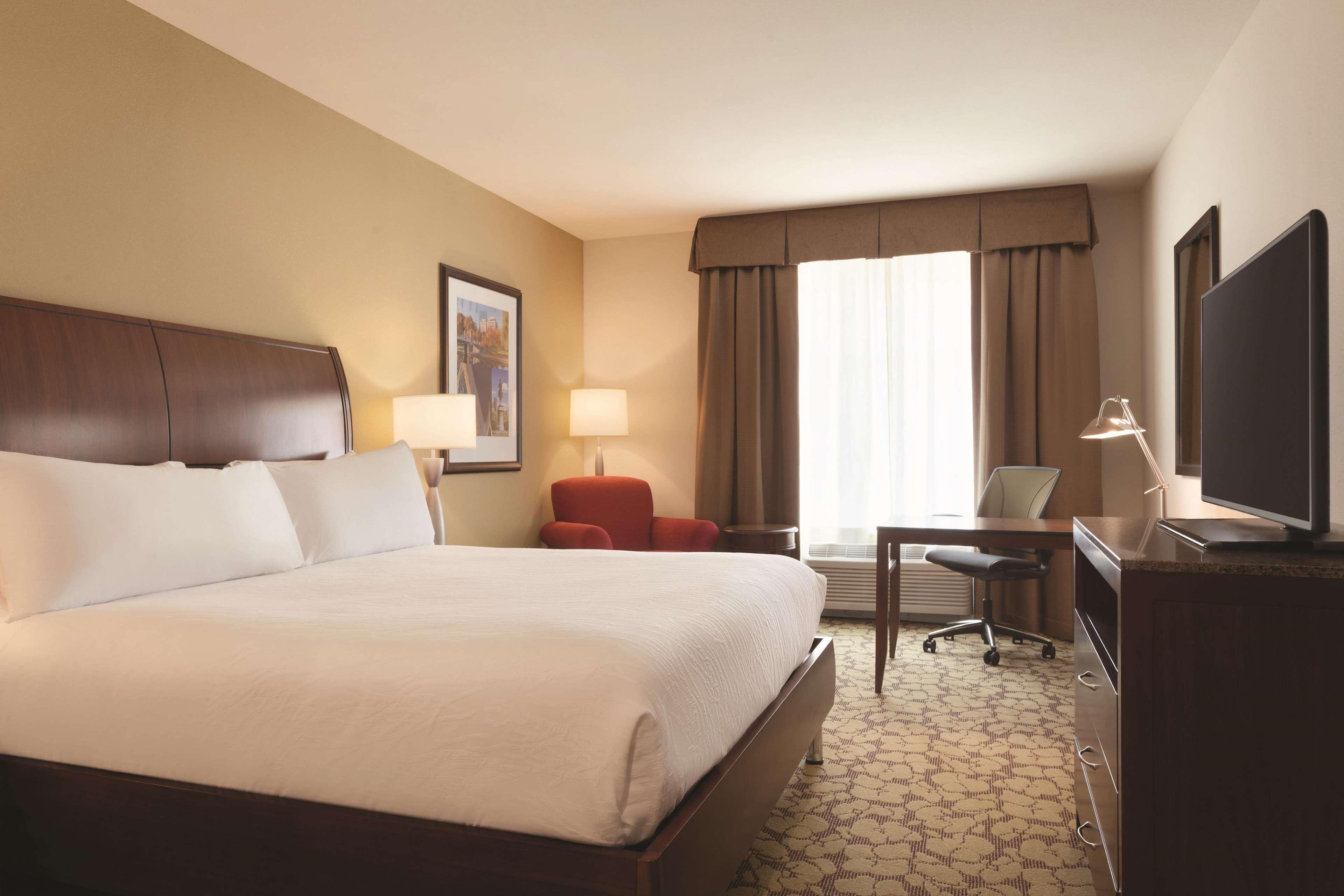 Hilton Garden Logan Airport Boston