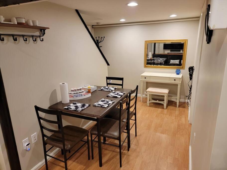 Sweet Apartment *