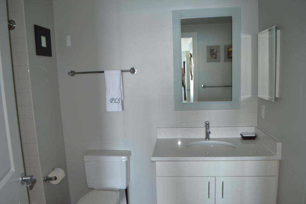 Seaport Luxury Harborview Apartments By Sparesuite *