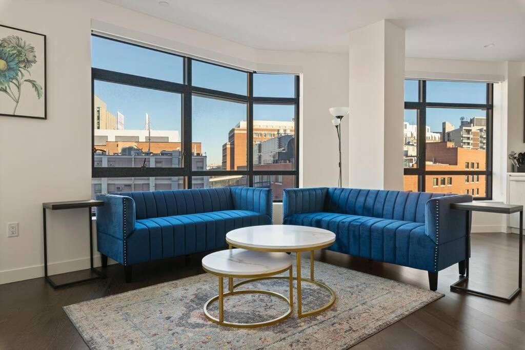 Panoramic Sanctuary - 2 Bedroom King Bed, Fenway Park Apartment Boston