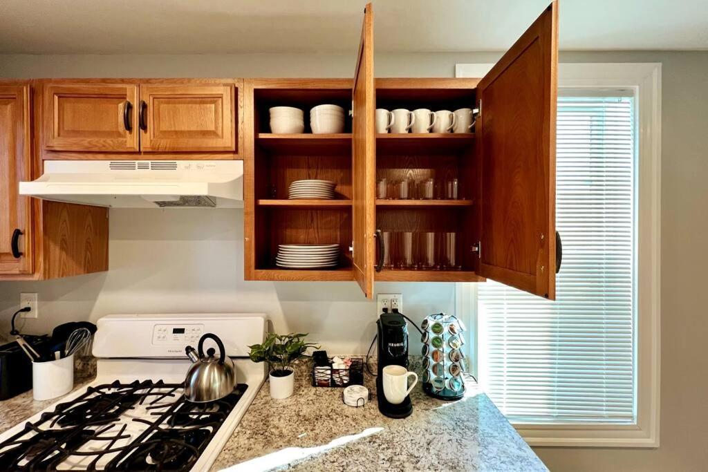 Jxn Services - Your Away From Home! Apartment