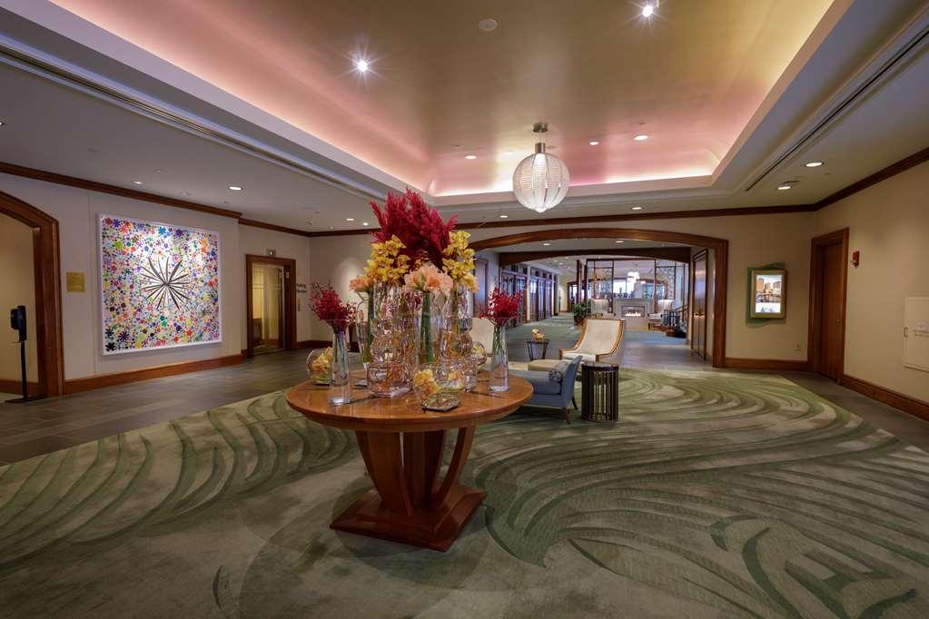Seaport Hotel 4*