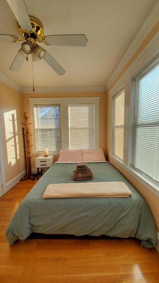Near Train Station Gorgeous 3-bedroom With Patios Apartment Boston