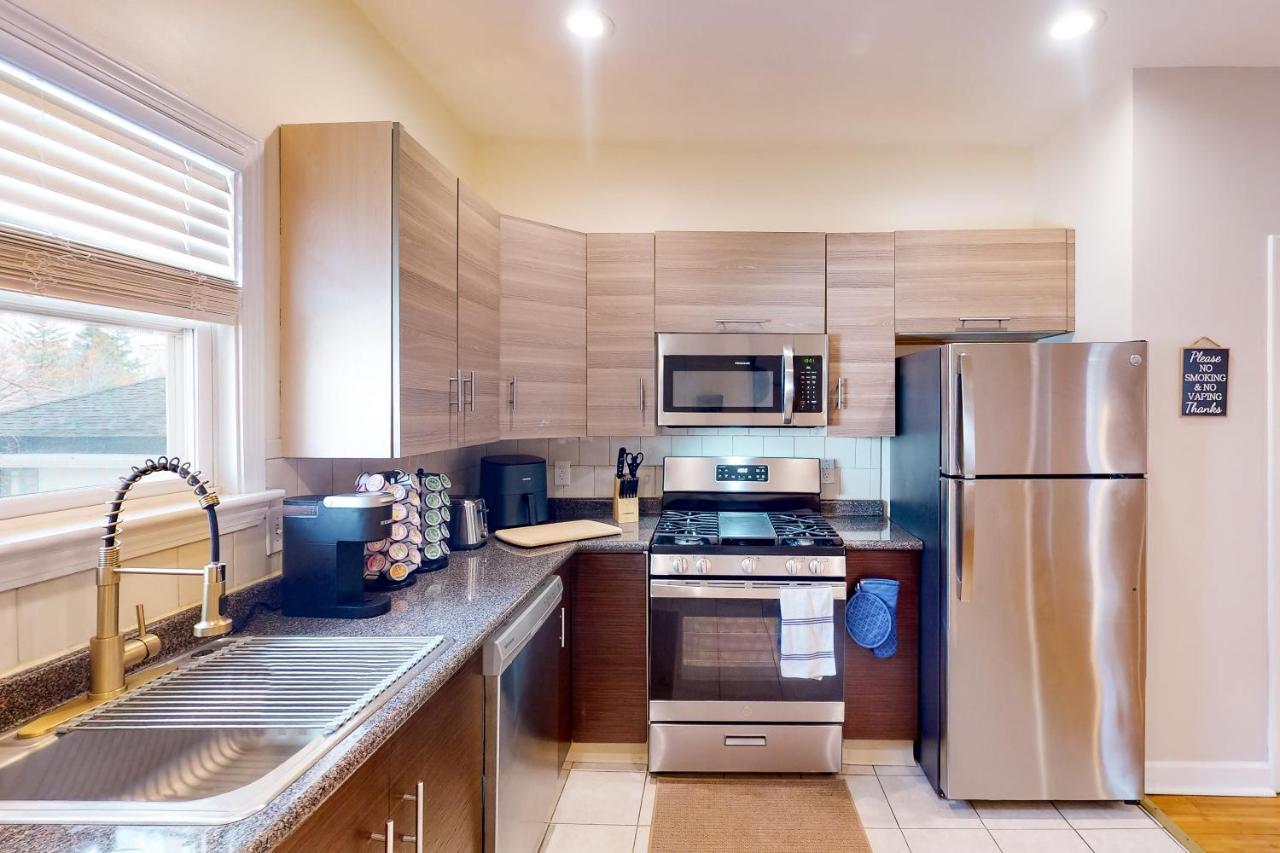 Apartment Five75 Lux Bos - Boho Chic Boston