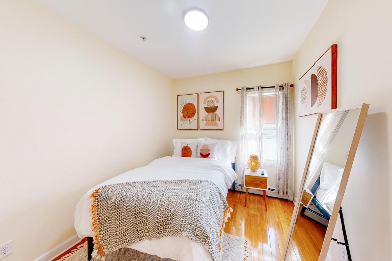 Five75 Lux Bos - Boho Chic Apartment Boston