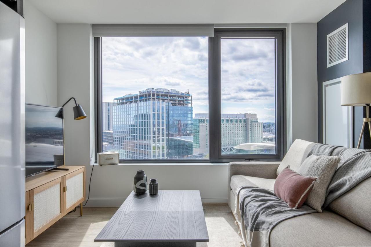 Apartment Seaport 1br W Gym Pool Wd Doorman Bos-279 *