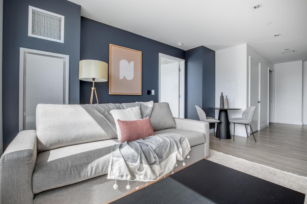 Apartment Seaport 1br W Gym Pool Wd Doorman Bos-279 *