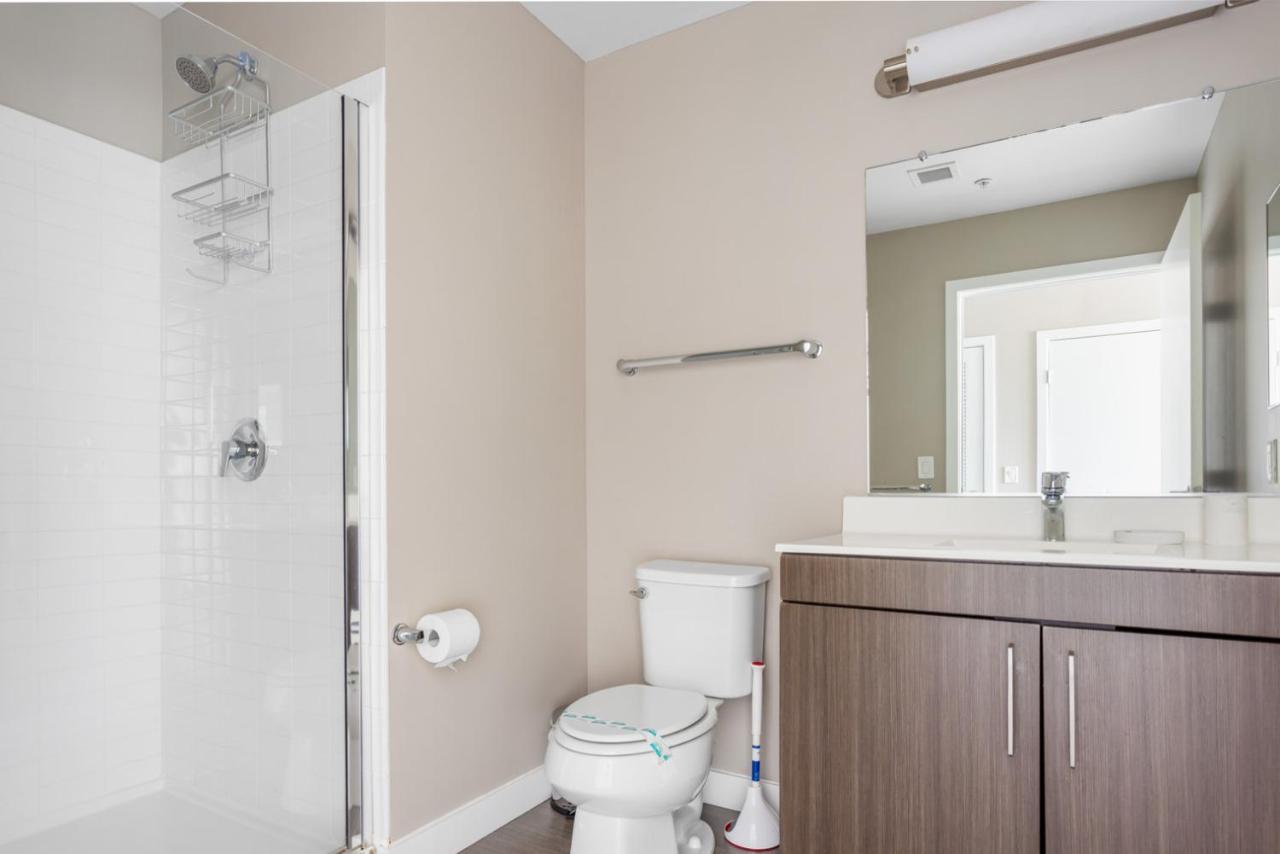 Apartment Somerville W Gym Wd Nr Line Bos-702 Boston