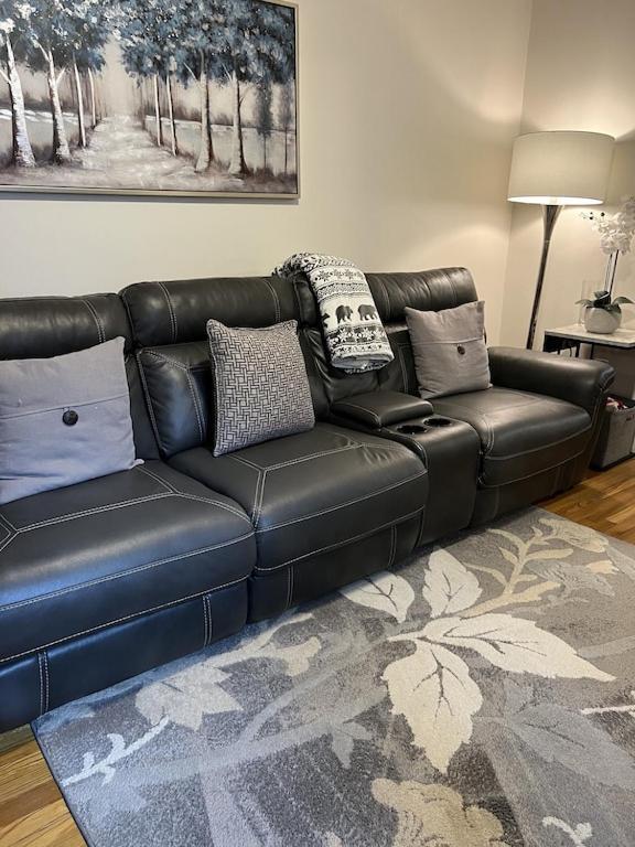 Location+comfort+convenience *