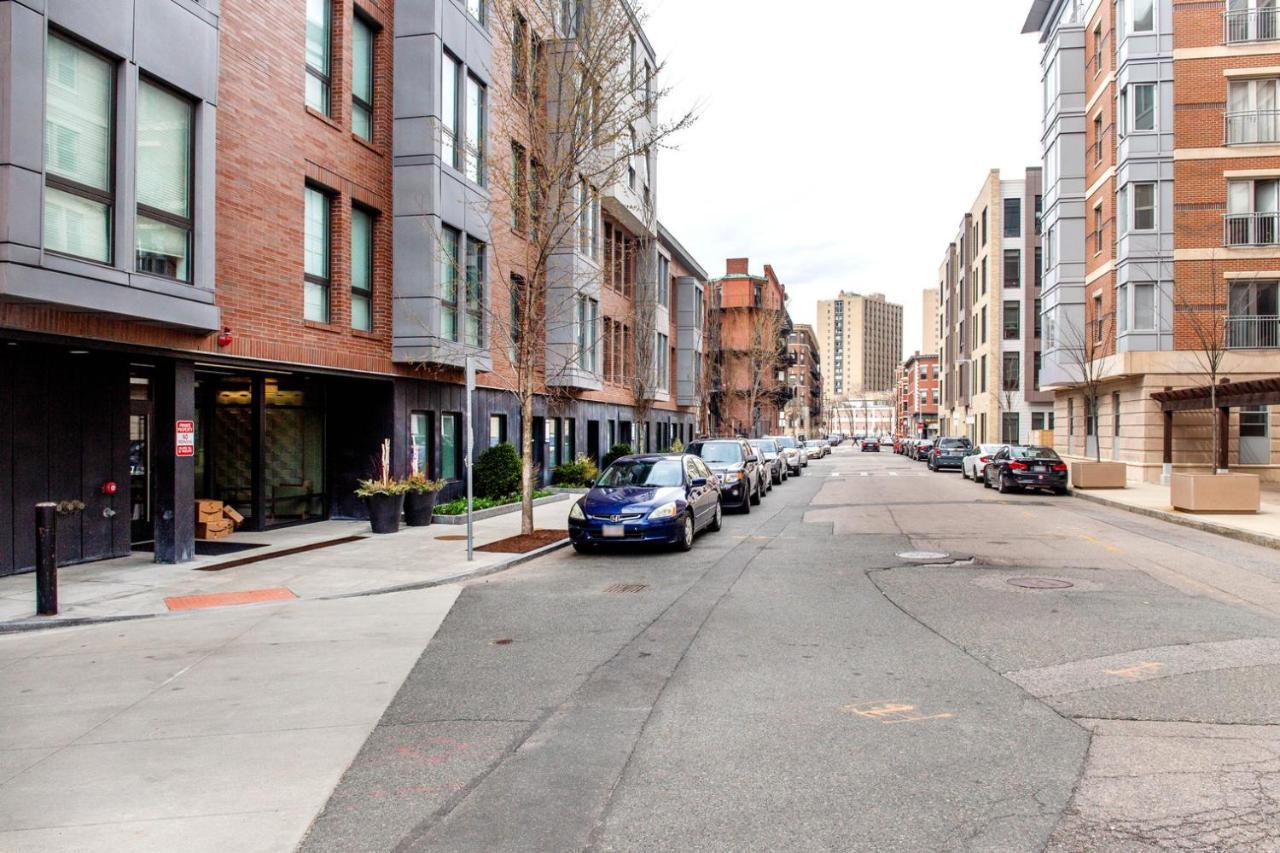 Fenway 2br W Gym Wd Nr Restaurants Shops Bos-874 Apartment
