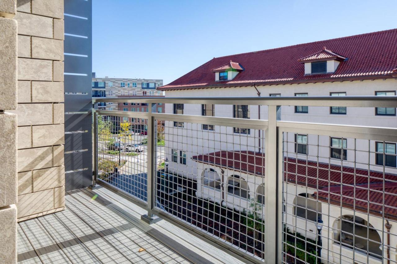 Brighton 1br W Wd Gym Nr T Shops Dining Bos-433 Boston