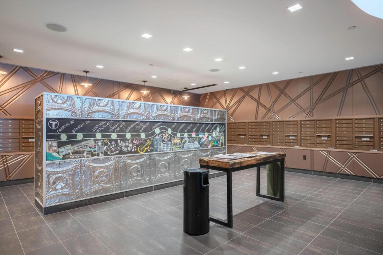 Back Bay 1br W Gym Nr Copley T Bos-758 Boston