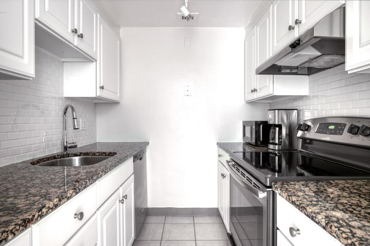 Back Bay 1br W Gym Nr Copley T Bos-758 Apartment