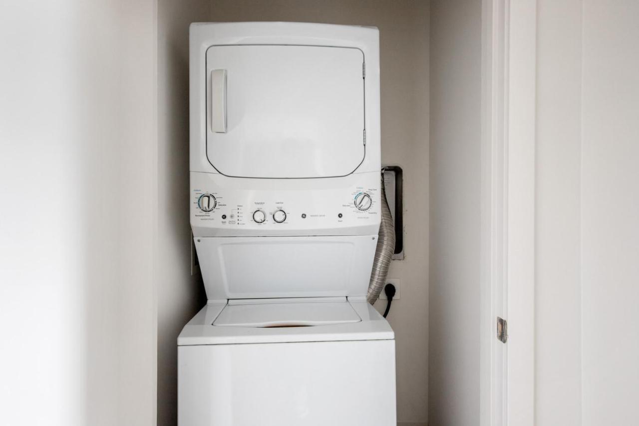 East Cambridge 2br W Gym Wd Nr Line Bos-876 * Boston