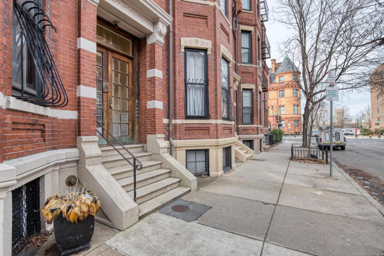Apartment Back Bay 1br Steps From Newbury T Bos-559 Boston