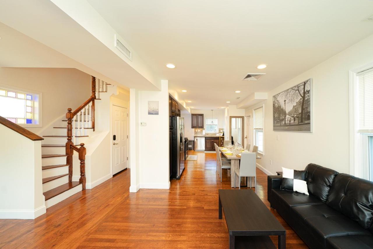 988 New! Bliss - Cozy & Lovely Getaway Apartment *