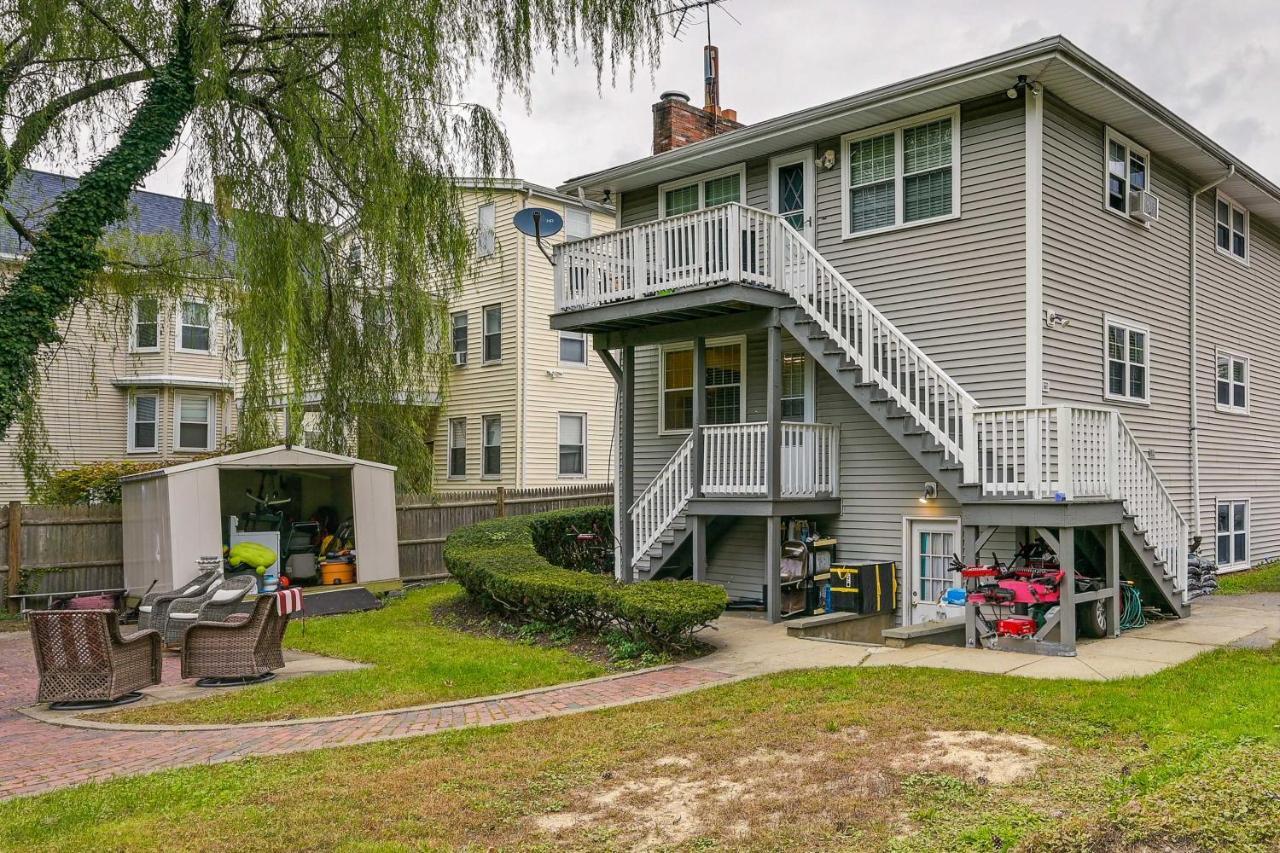 Apartment Duplex With Foosball Table 11 Mi To Downtown *
