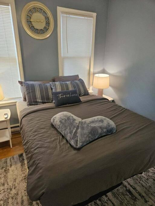 Apartment Newly Renovated -2 Bedroom