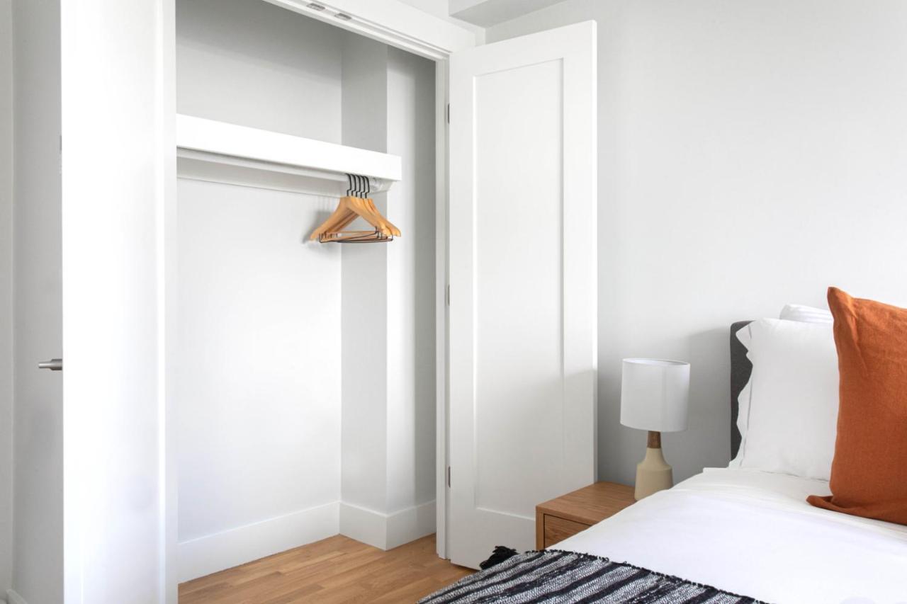 2br W Wd Steps From Carson M St Bos-400 Apartment *