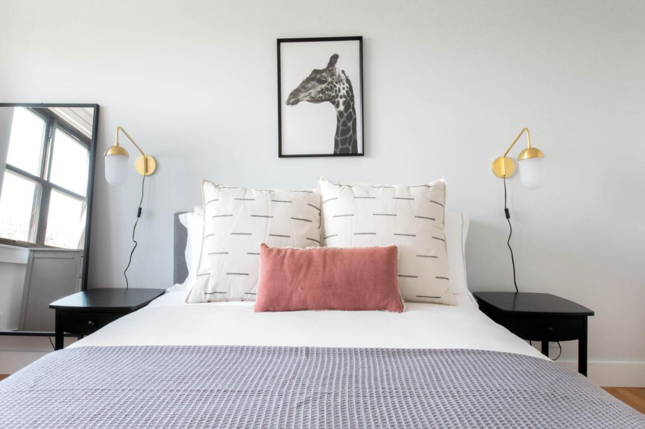 2br W Wd Steps From Carson M St Bos-400 * Boston
