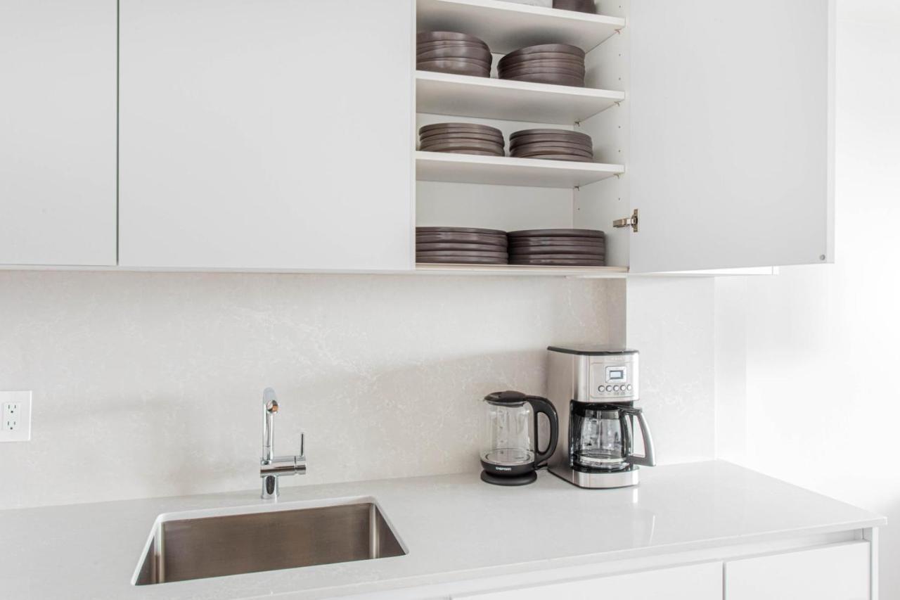 2br W Wd Steps From Carson M St Bos-400 Boston