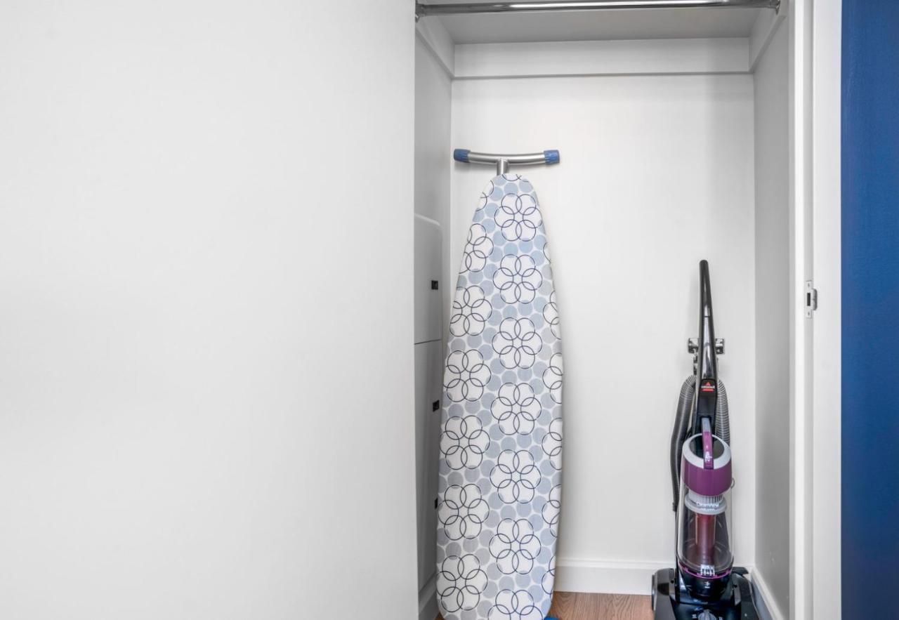 Open Back Bay 1br W Gym Nr The Common Bos-2 Boston