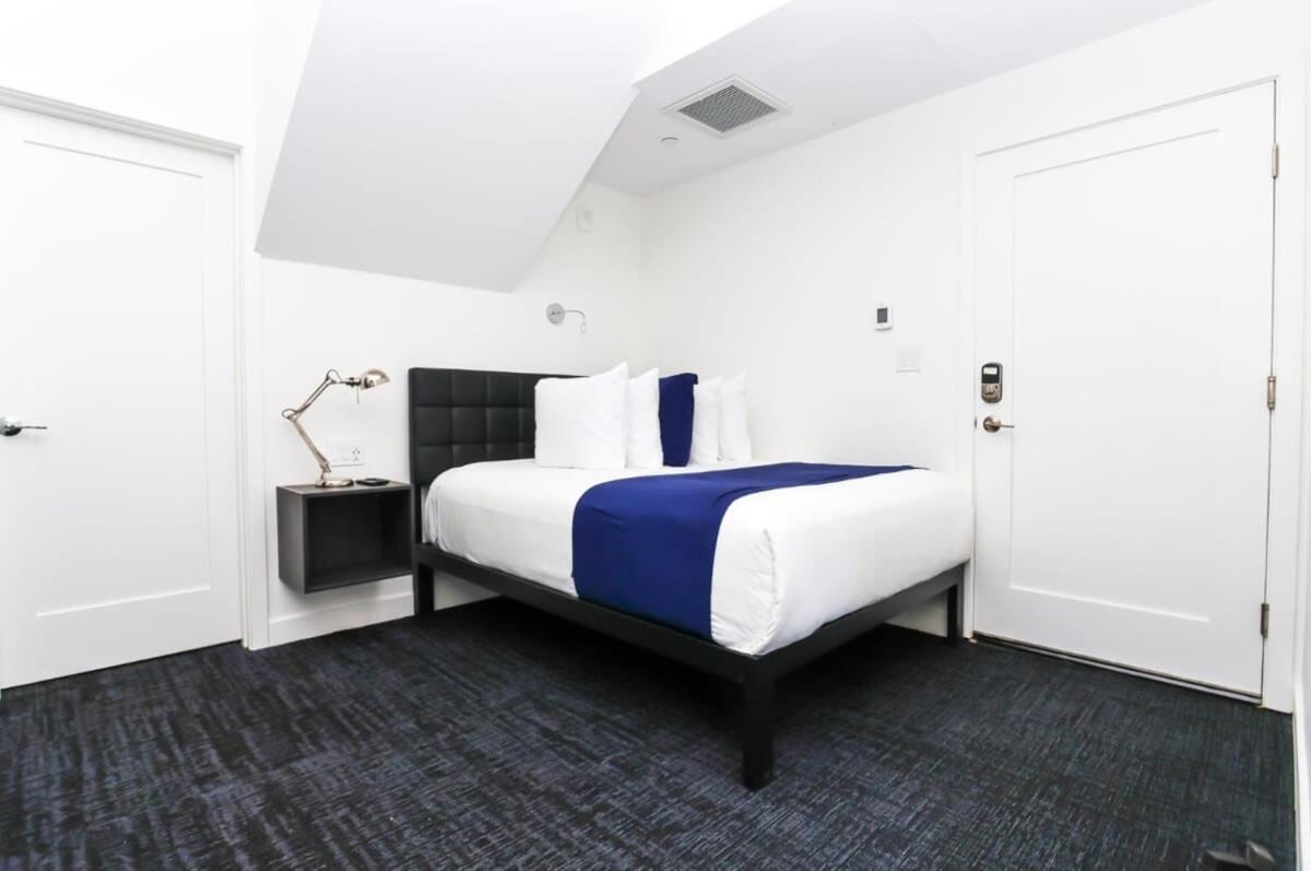 Stylish In Historic - Unit #405