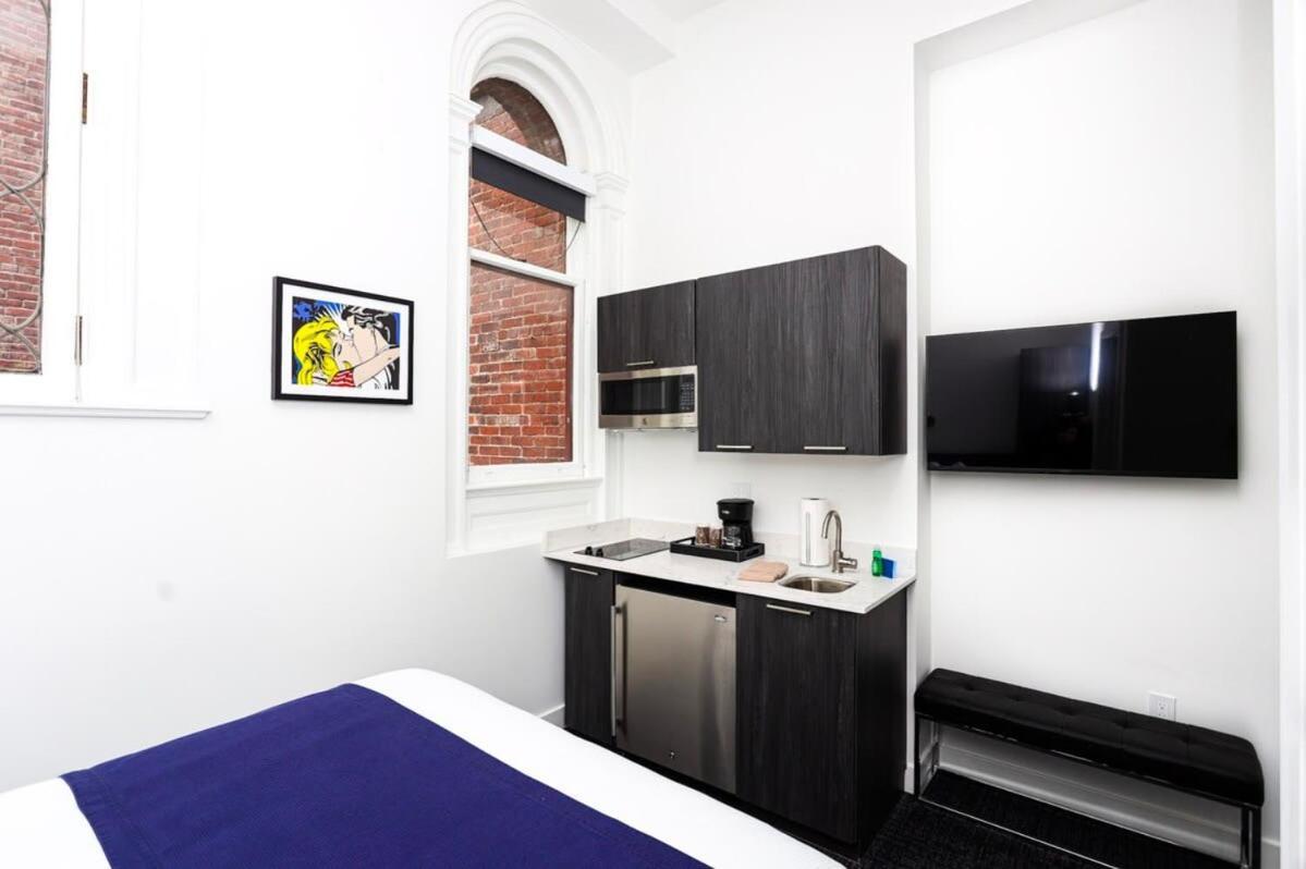 Stylish In Fenway Neighborhood - Unit #203 Apartment