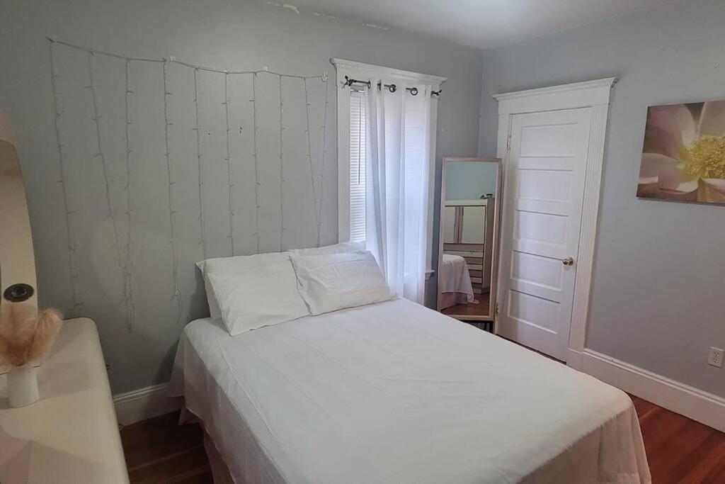 Modern Haven ,your Stylish Retreat *
