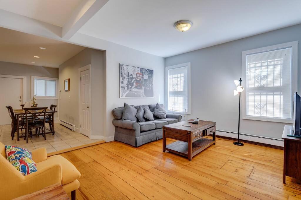 New! Near Mbta, 3mi To Fenway! Apartment