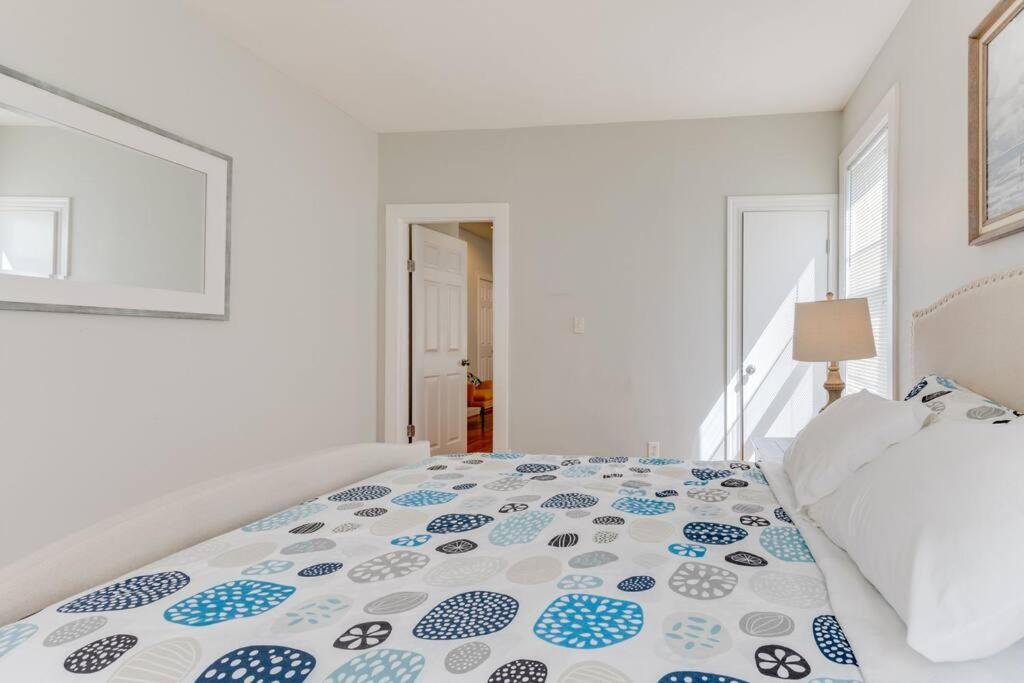 New! Near Mbta, 3mi To Fenway! *